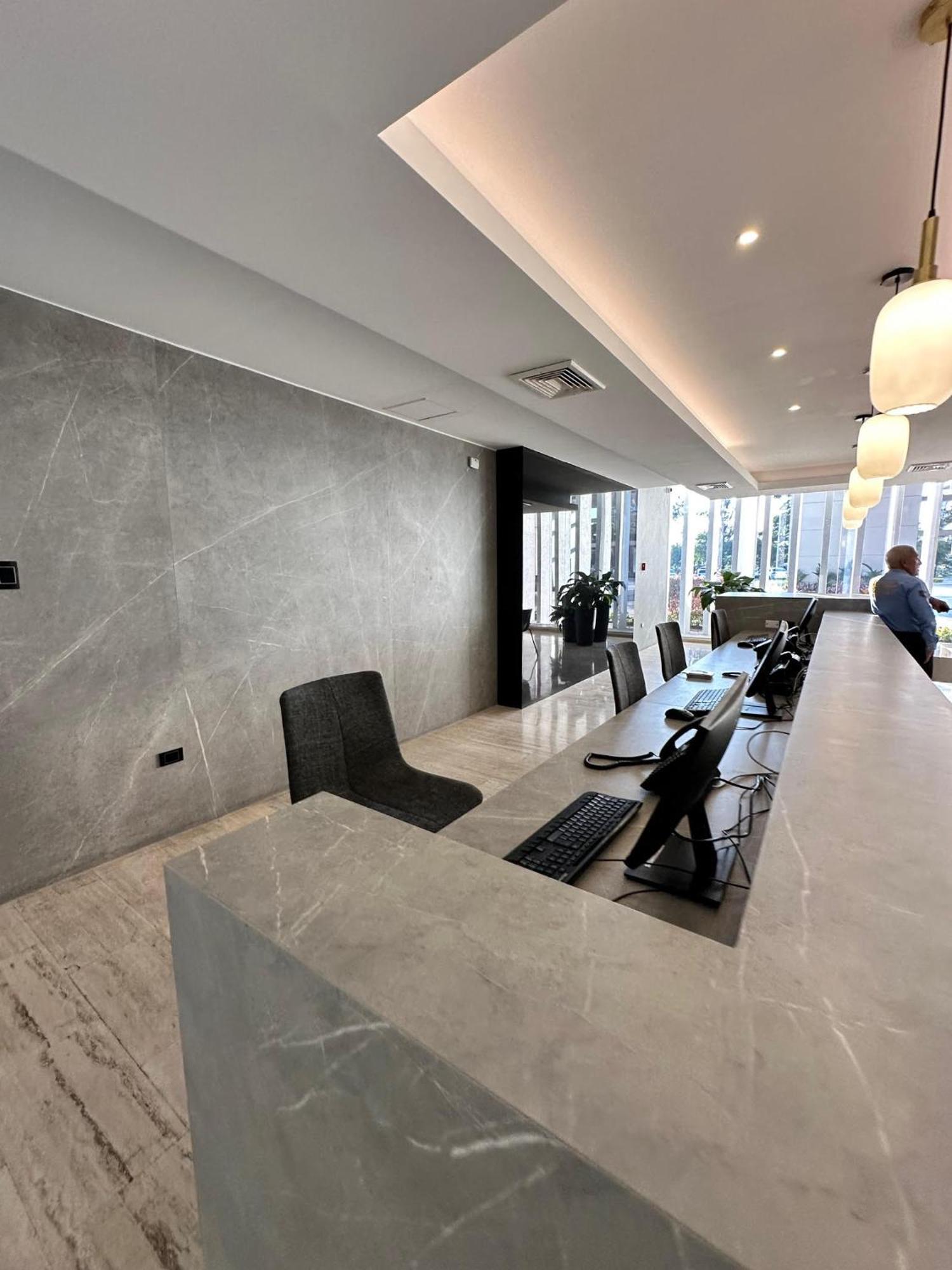 Hotel Eurobuilding Tama San Cristóbal Extérieur photo