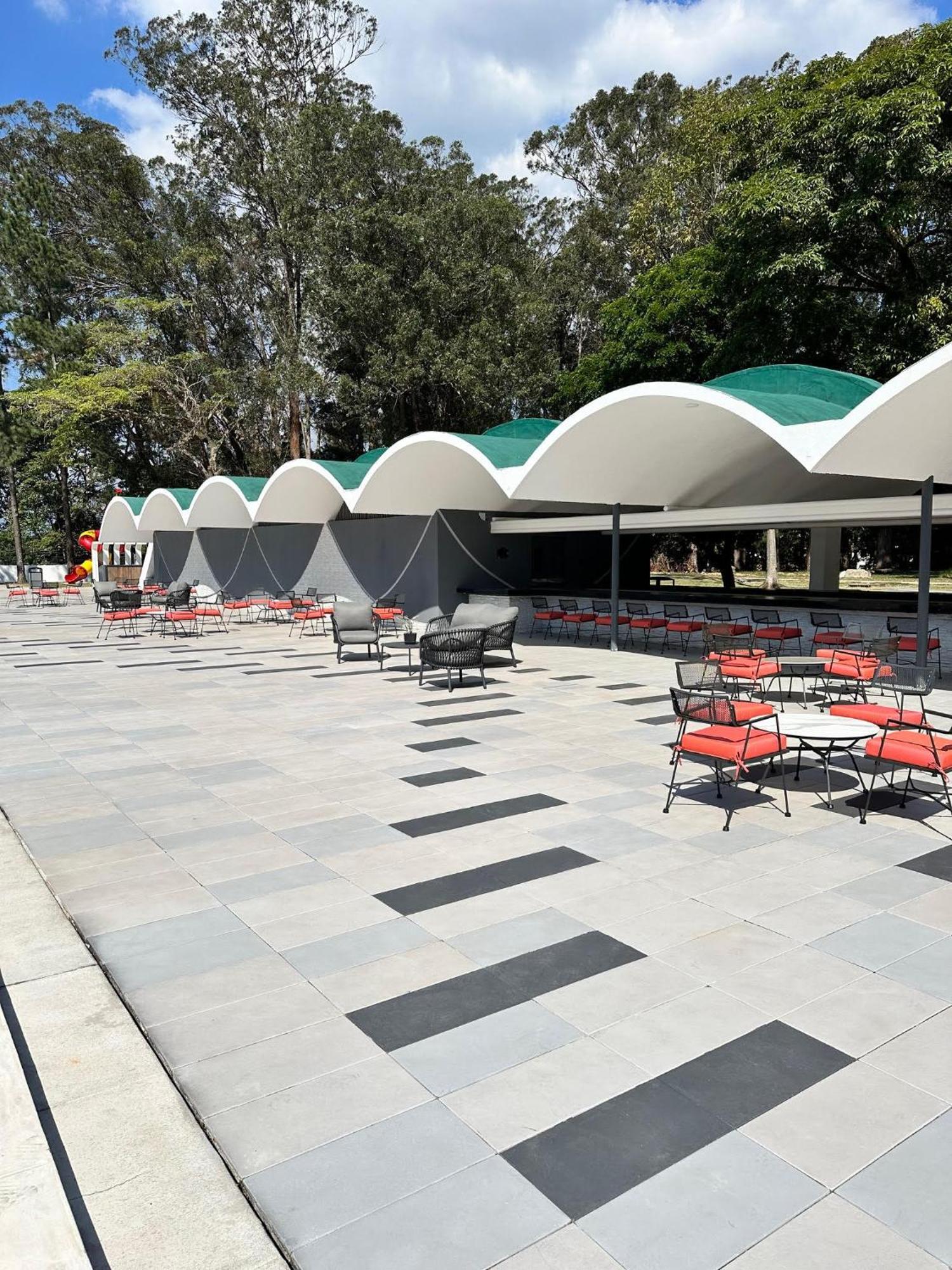 Hotel Eurobuilding Tama San Cristóbal Extérieur photo